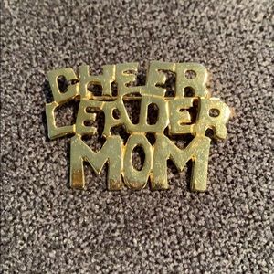 Cheer Leader Mom Gold Pin